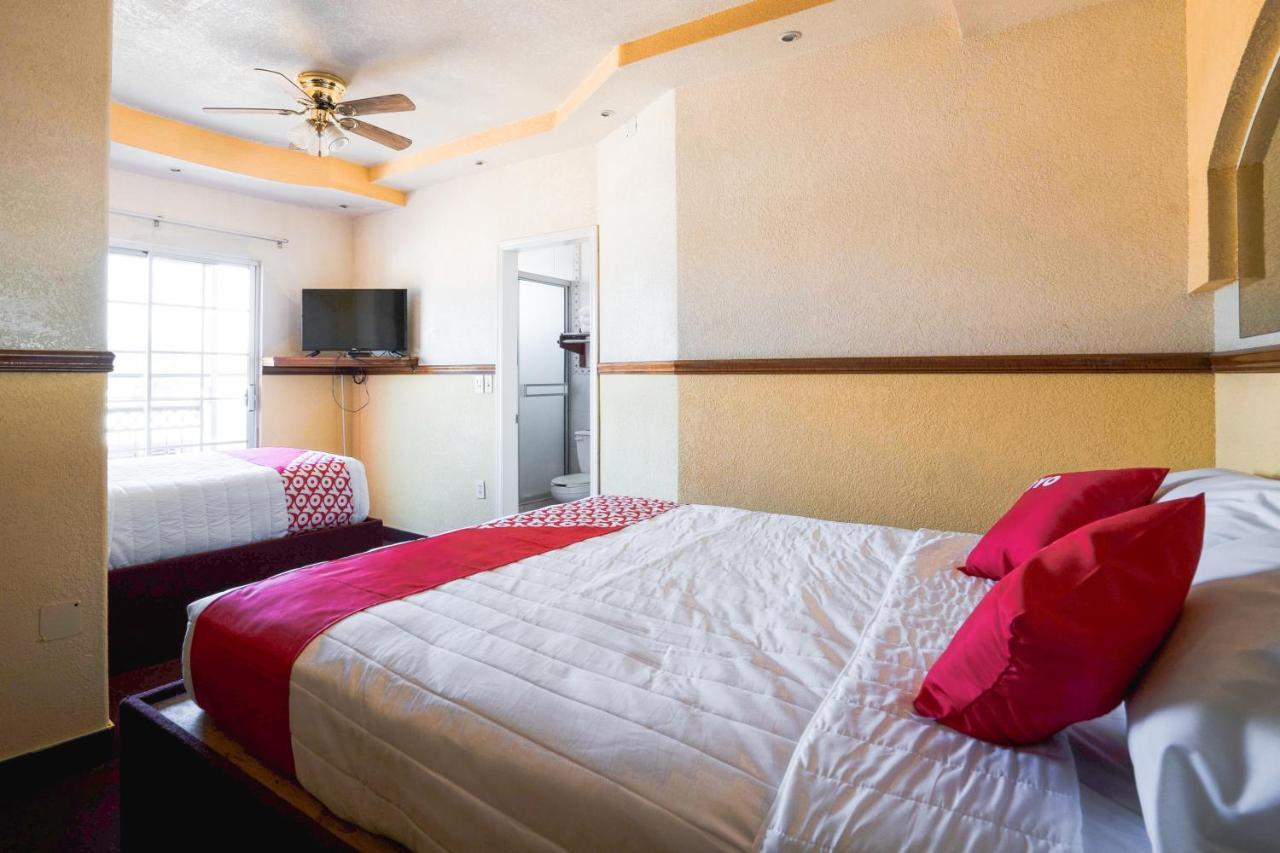 Oyo Hotel Cocobeach, Ensenada Exterior photo