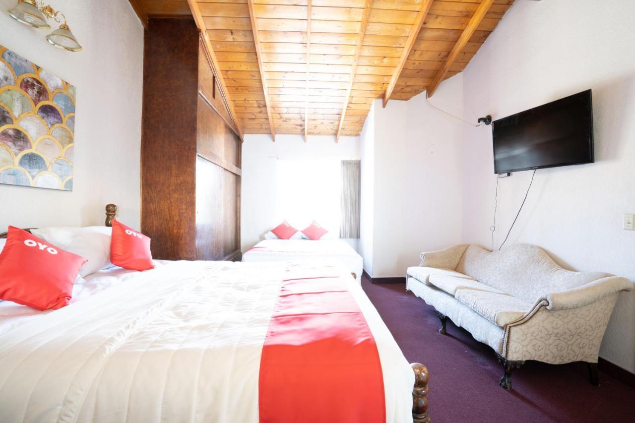 Oyo Hotel Cocobeach, Ensenada Exterior photo